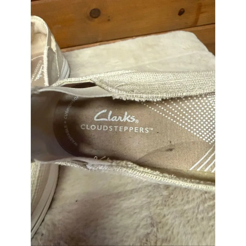 Clarks Women's Cloudsteppers Breeze Step II slip-on sneakers natural Sz 8.5 - Picture 7 of 7